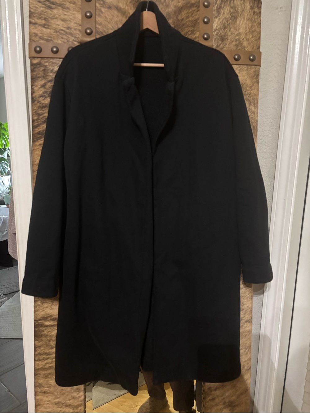 Vuori Restore long Black Open-Front Coat Sz M/L
